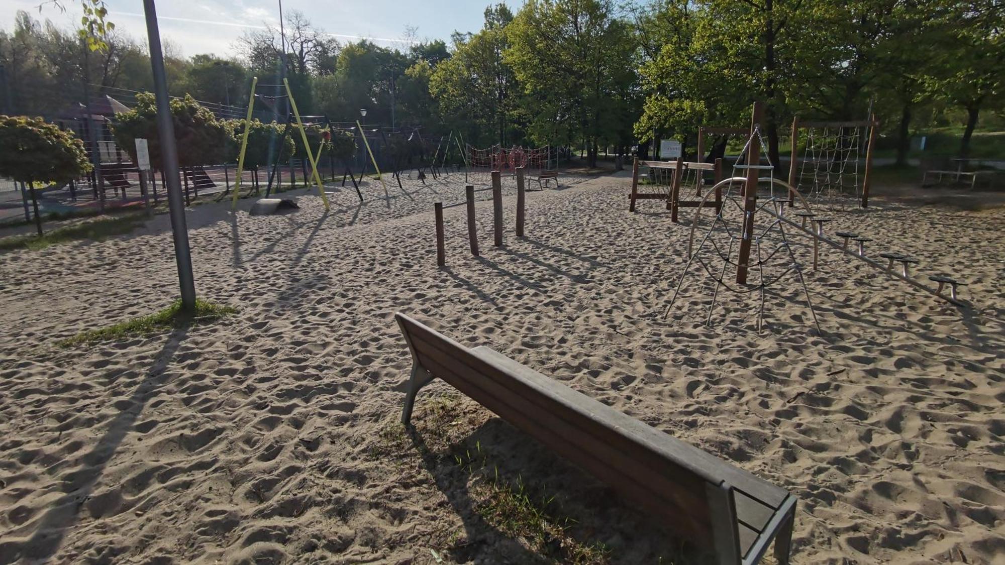 Appartamento Trzy Szczescia Zielona Góra Esterno foto